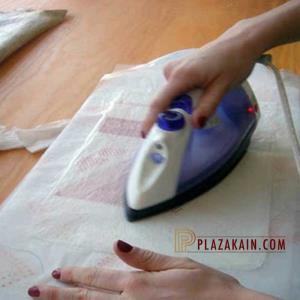 Tips Menyetrika Baju Agar Kain Tidak Mudah Rusak